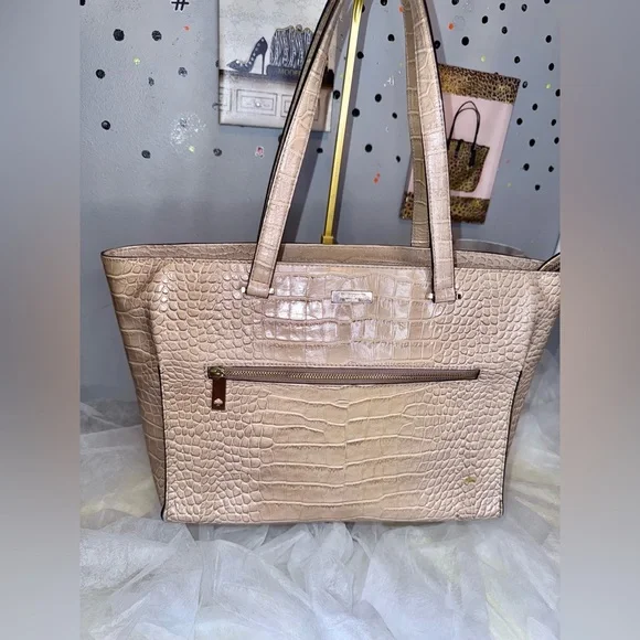 Huge Kate Spade Storybook lined Croc Embossed Cream Shoulder Bag - Picture 2 of 9